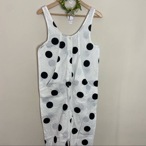 ASOS DESIGN BUTTON FRONT LINEN MINIMALIST THROW ON JUMPSUIT IN MONO DOT … - Picture 3 of 11